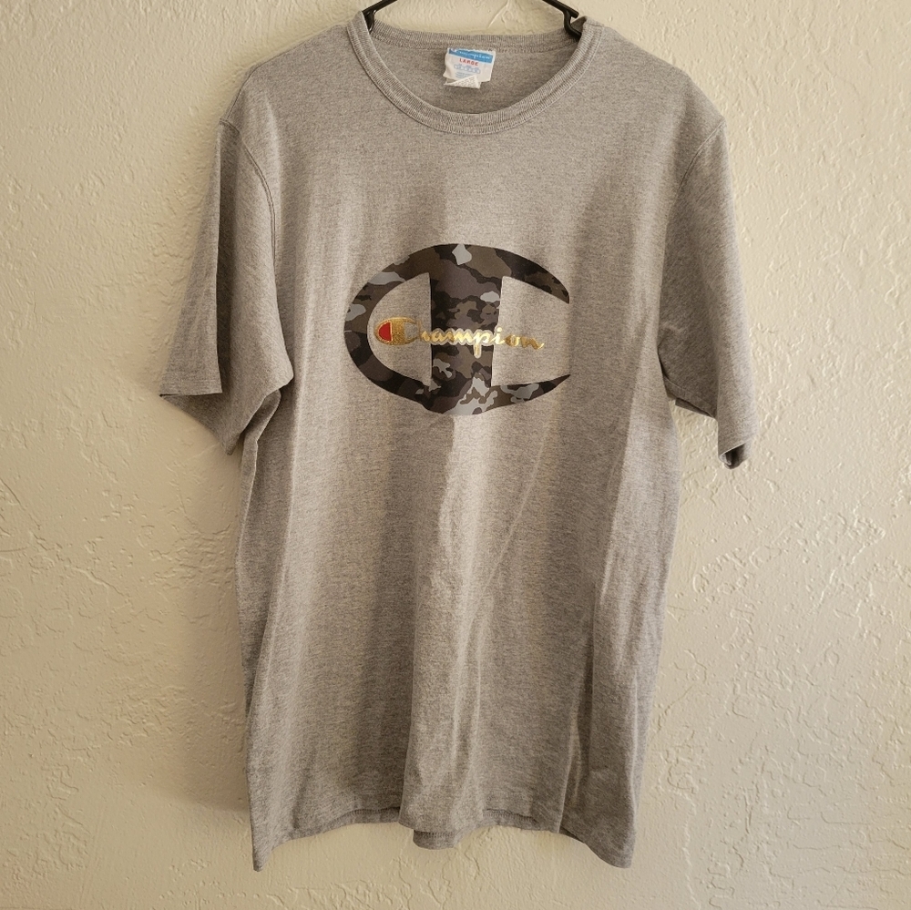 Champion Tee Size Large